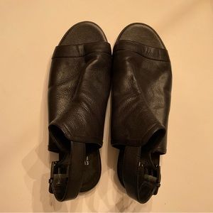 Eileen Fisher black leather sandals